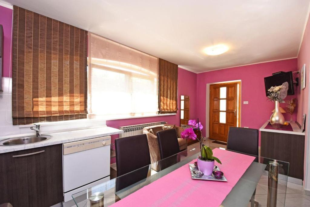 Apartments And Rooms Branka Novigrad Istria エクステリア 写真